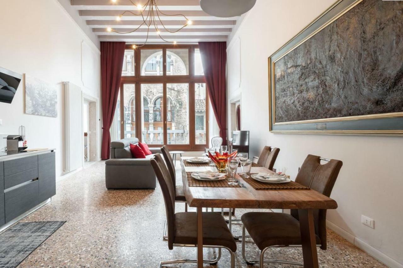 Apartment Ponte Raspi Canal View Венеция Экстерьер фото