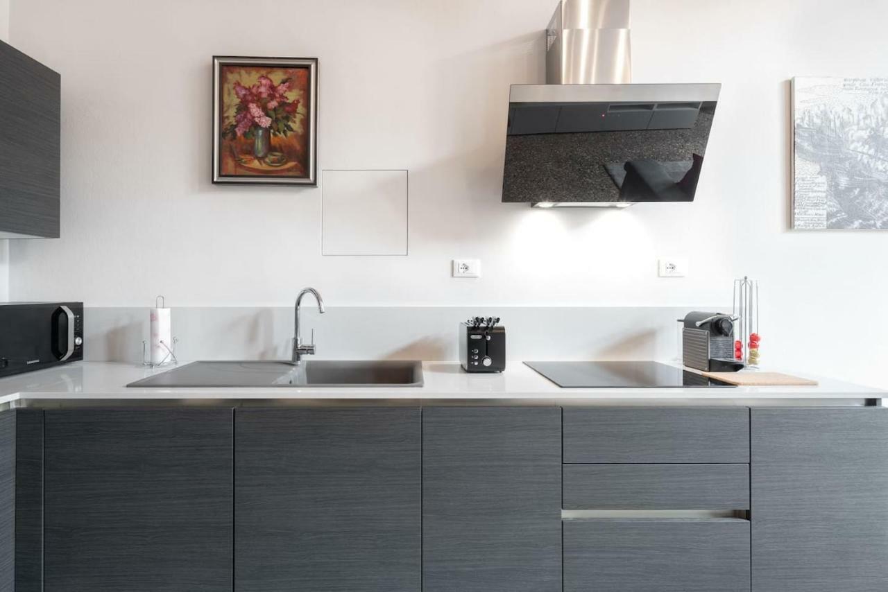 Apartment Ponte Raspi Canal View Венеция Экстерьер фото
