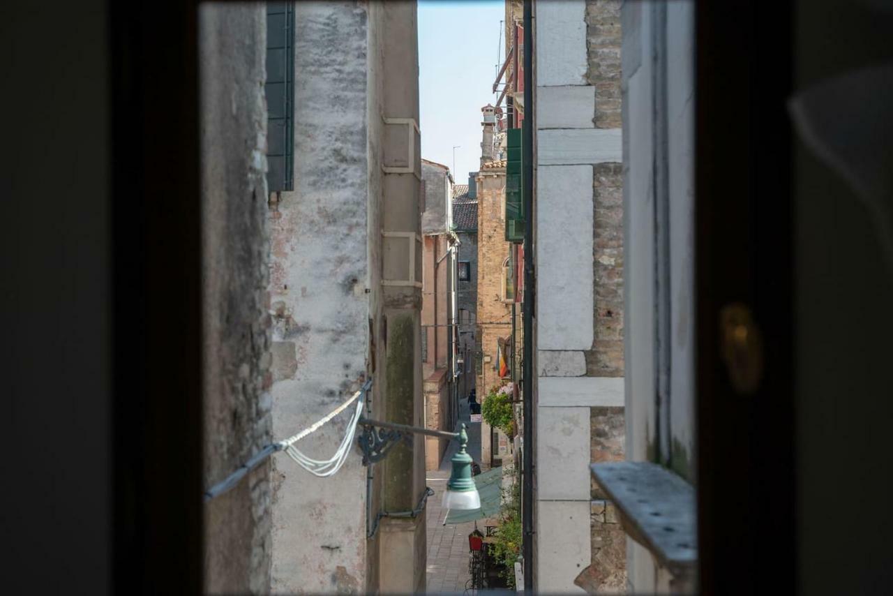 Apartment Ponte Raspi Canal View Венеция Экстерьер фото